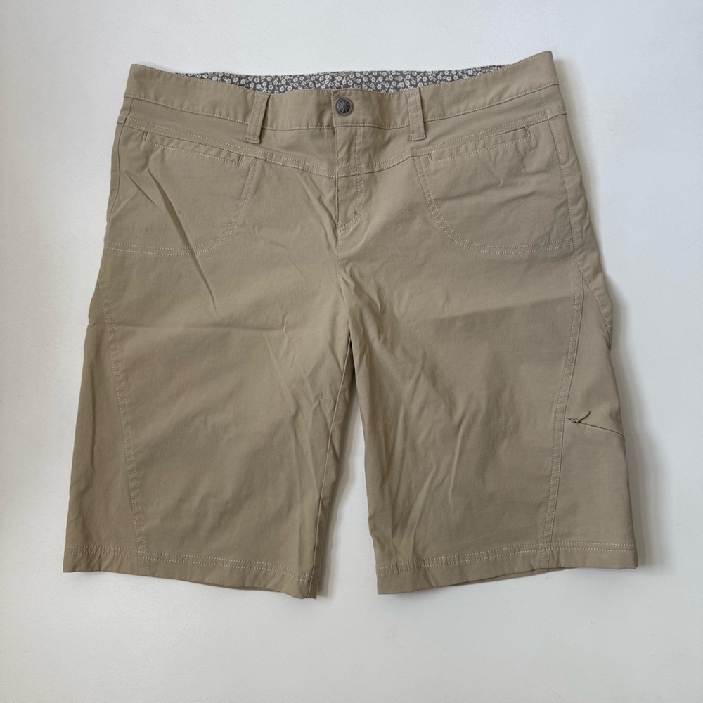 Athleta Women's Khaki/Tan Bermuda Shorts, sz 16